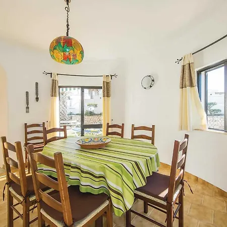 Moradia Bento Gale Gale (Albufeira)